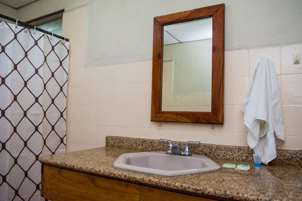 Hostal Casa Los Espinoza Managua Dış mekan fotoğraf